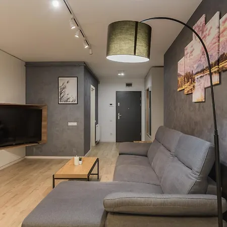 아파트 The Grey Nest, Free Private Parking 클루지나포카