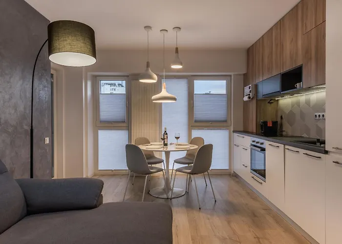 The Grey Nest, Free Private Parking