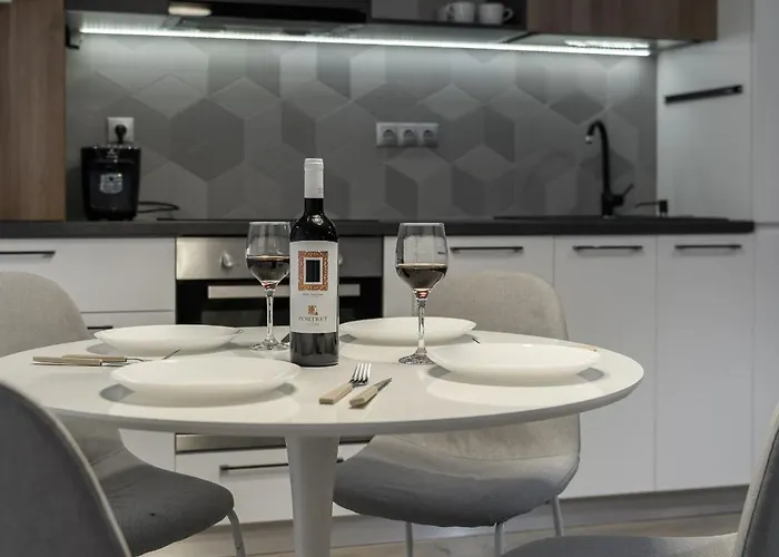 The Grey Nest, Free Private Parking