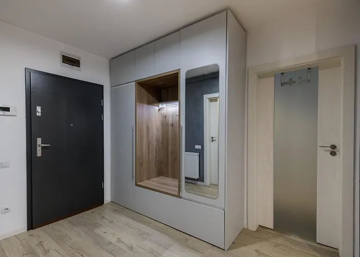 The Grey Nest, Free Private Parking